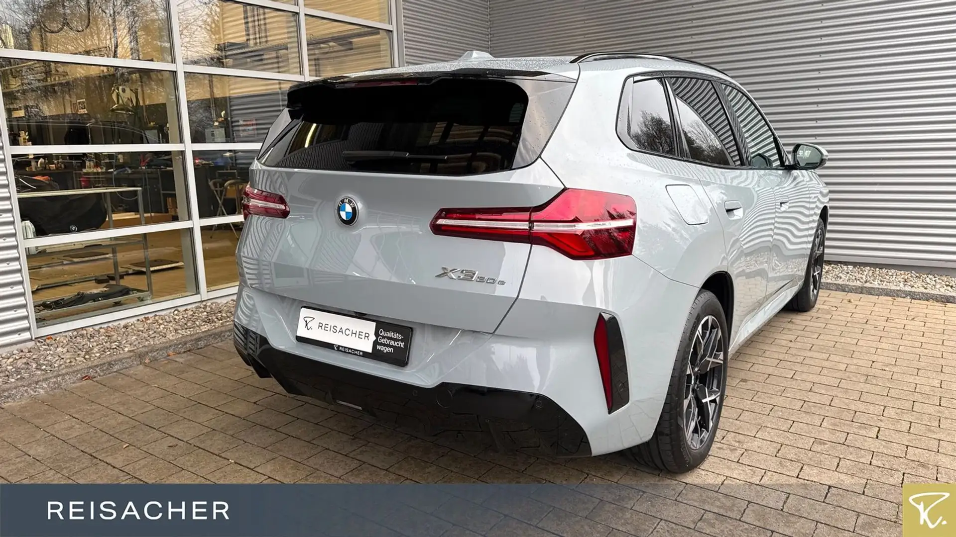 BMW X3 30E XDRIVE M-Sport AHK 360° HUD ACC 19"LM Grau - 2