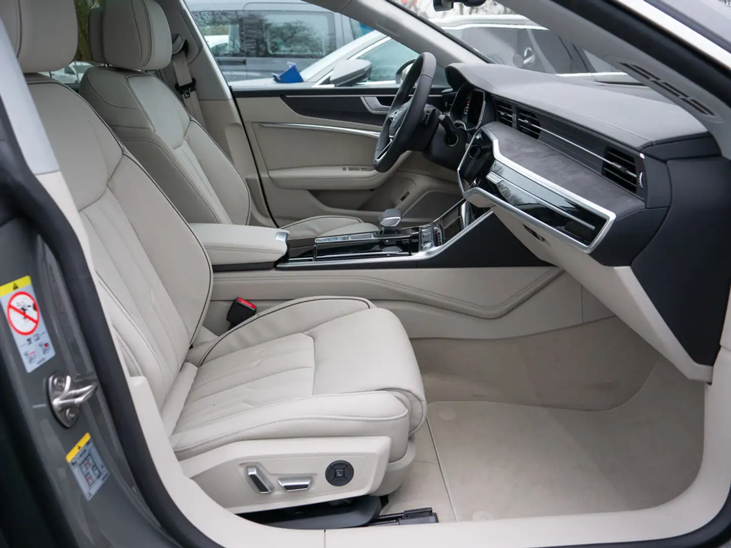 Audi A7 Sportback 55 TFSI quattro Grau - 2