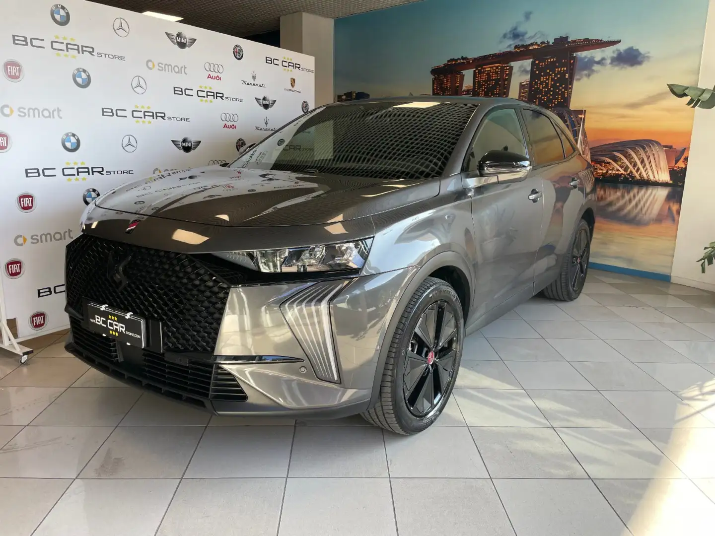 DS Automobiles DS 7 BlueHDi 130 aut. Performance Line Gris - 1