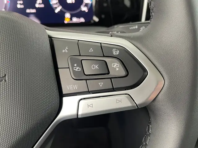 Volkswagen Golf view 15
