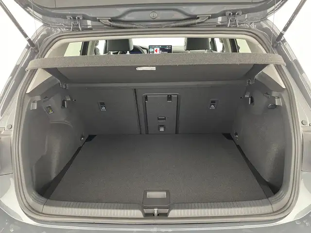 Volkswagen Golf view 7