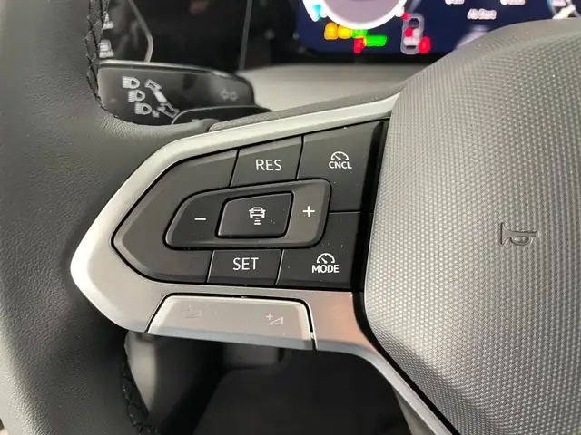Volkswagen Golf view 14