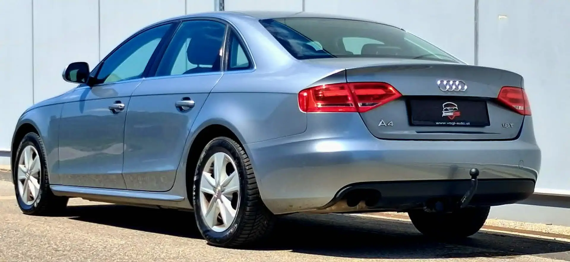 Audi A4 A4 1,8 TFSI Pickerl 10/2026+4 Grau - 2