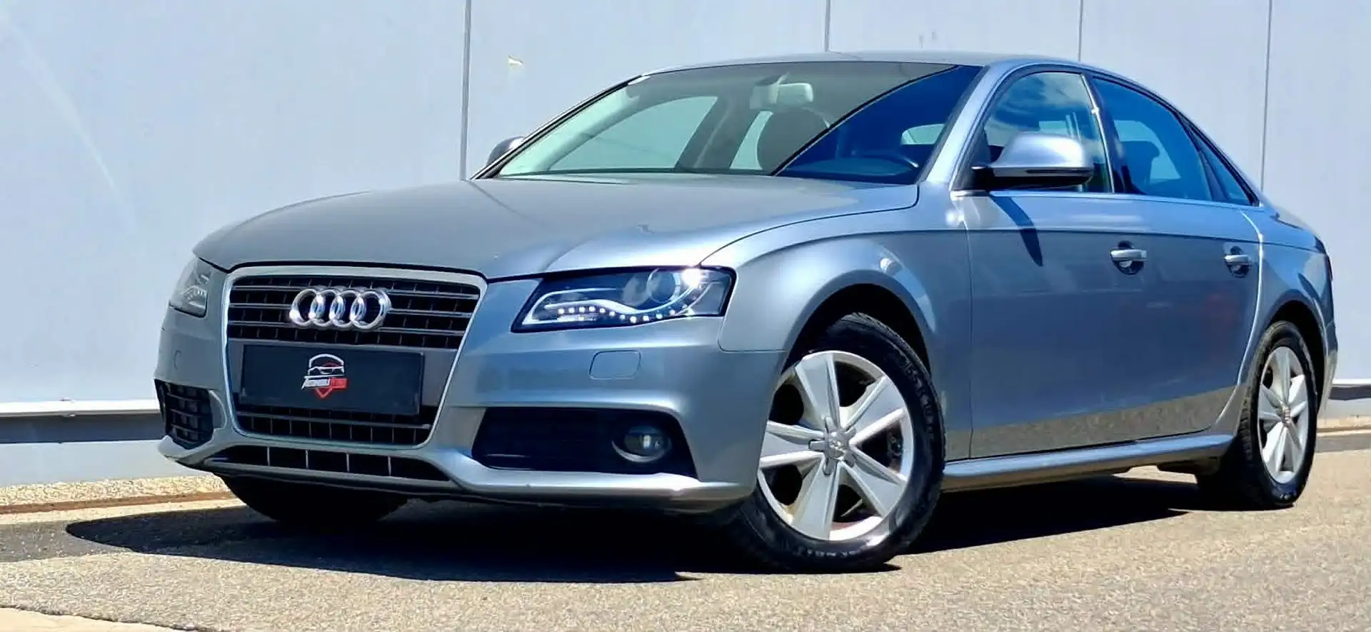 Audi A4 A4 1,8 TFSI Pickerl 10/2026+4 Grau - 1