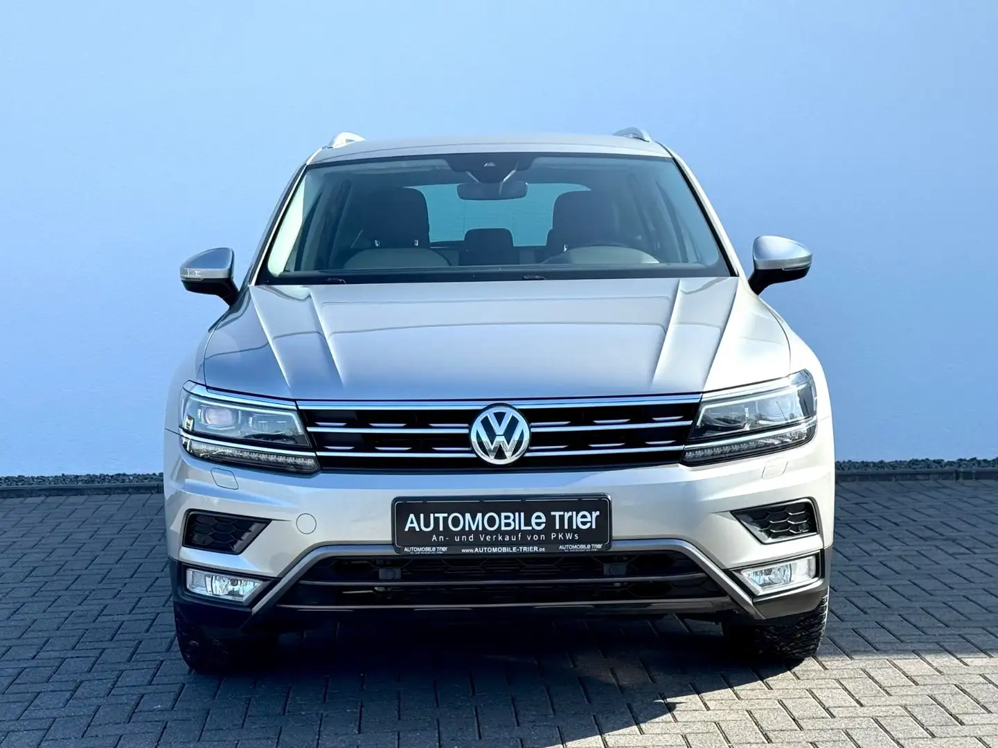 Volkswagen Tiguan Highline 2.0 TDI DSG 4Motion /LED/ACC/AHK Silber - 2