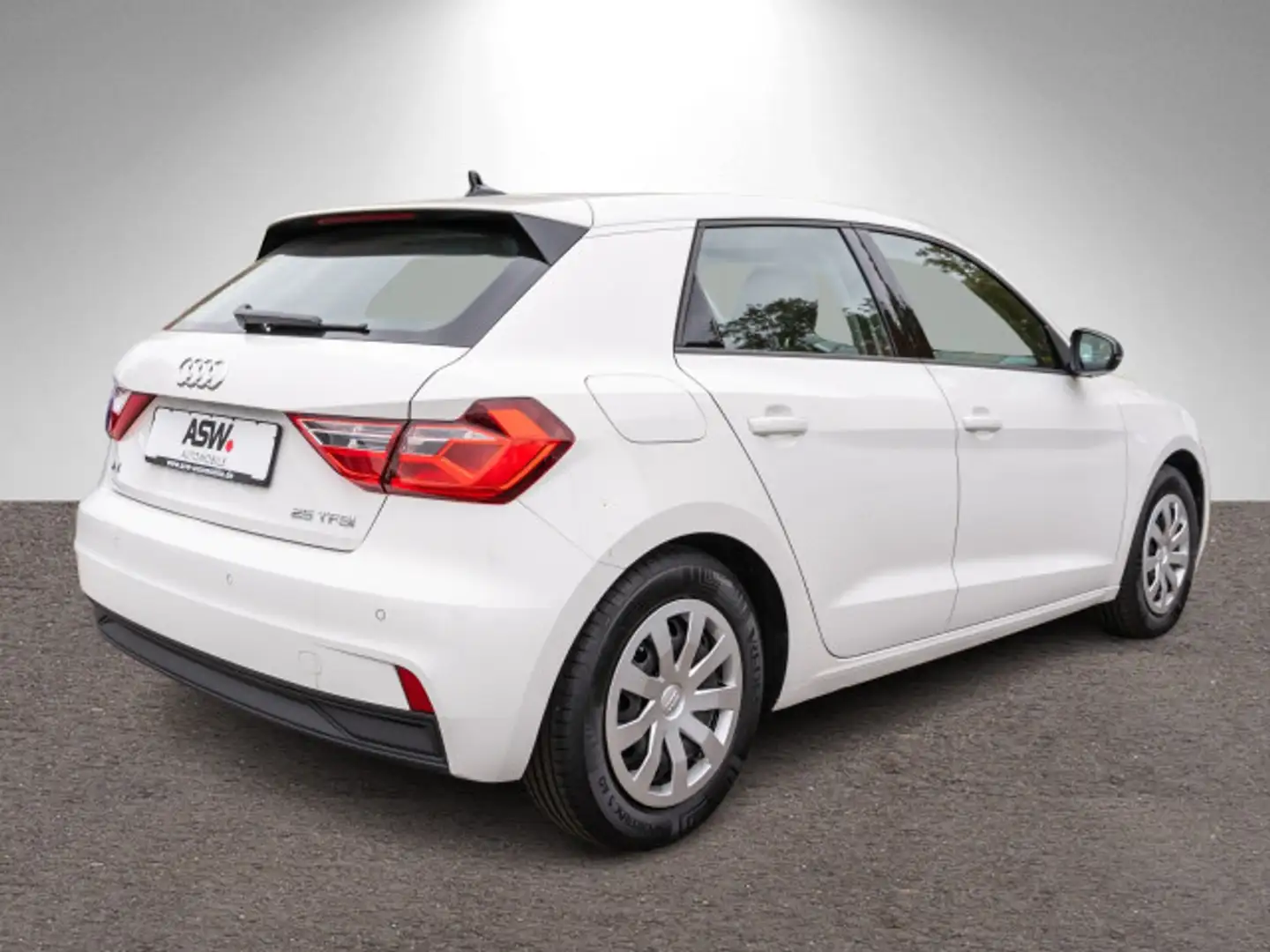 Audi A1 25 TFSI Navi PDC v/h VC Weiß - 2