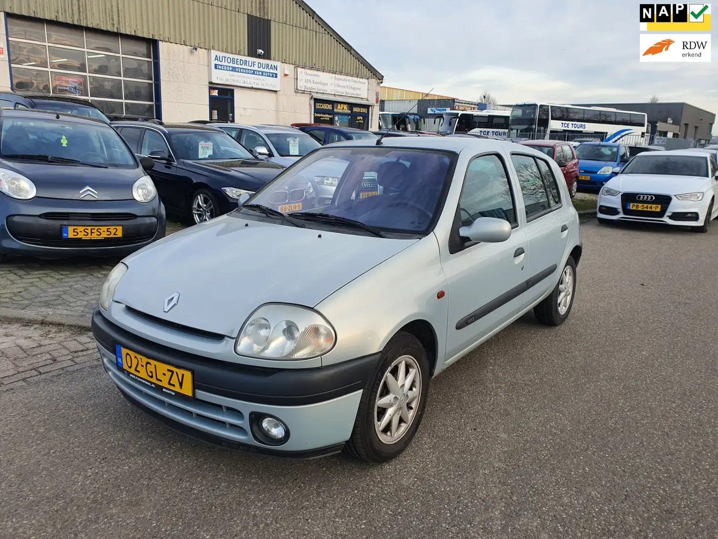 Renault Clio 1.4-16V RXE Automaat Airco Bj:2001 NAP! Szary - 1