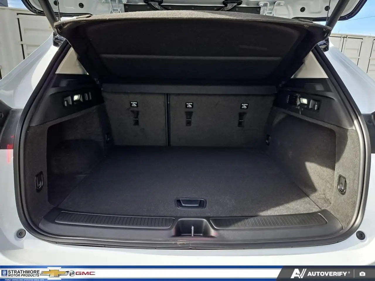 Buick Envision снимка Buick Envision
