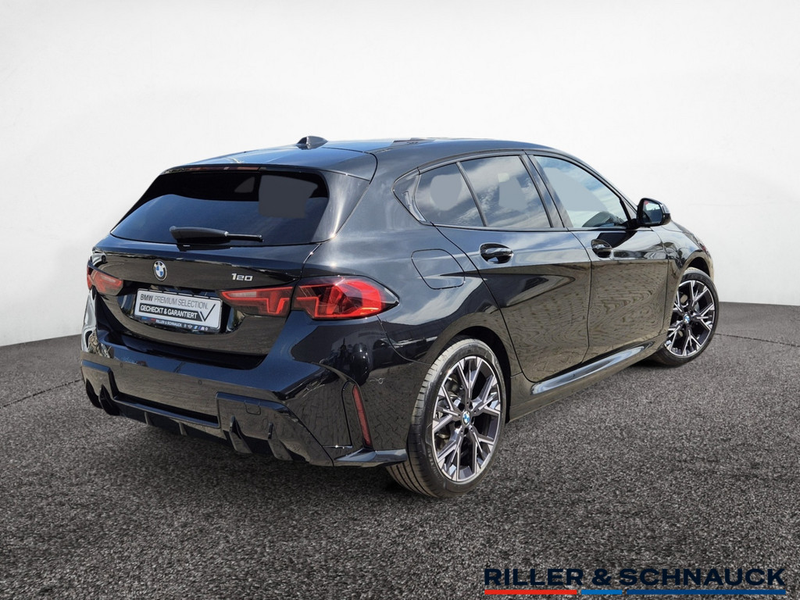 BMW 120 i M-Sport PANO+ACC+KAM+LED+SHZG — photo 3