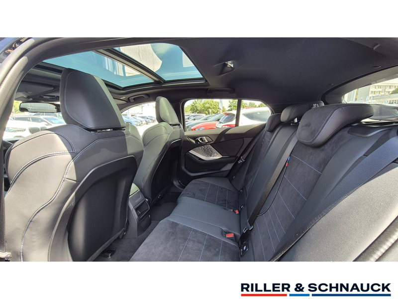 BMW 120 i M-Sport PANO+ACC+KAM+LED+SHZG — photo 11