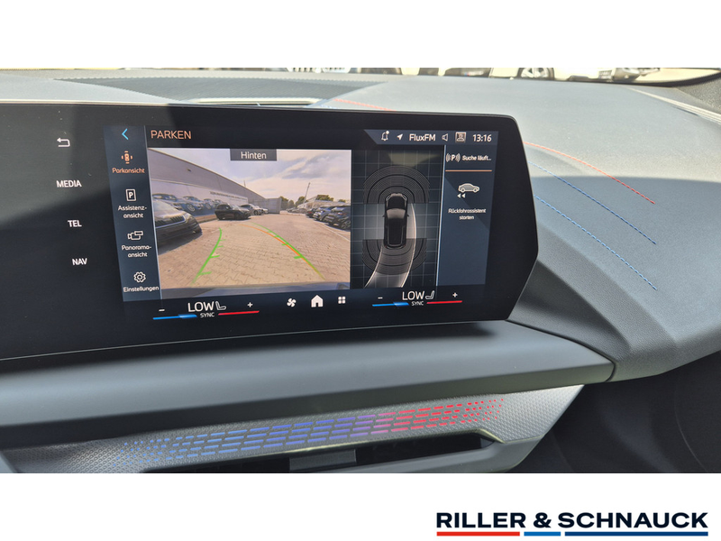 BMW 120 i M-Sport PANO+ACC+KAM+LED+SHZG — photo 9