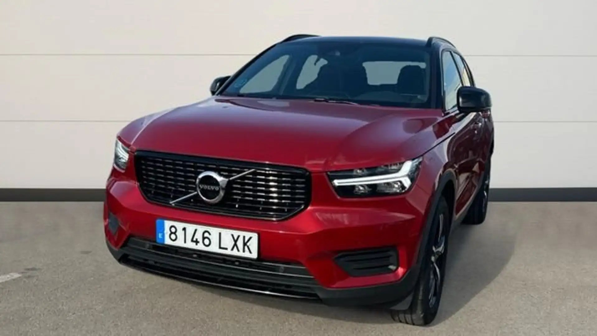 Volvo XC40 1.5 T3 R-DESIGN AUTO 163 5P Rojo - 2