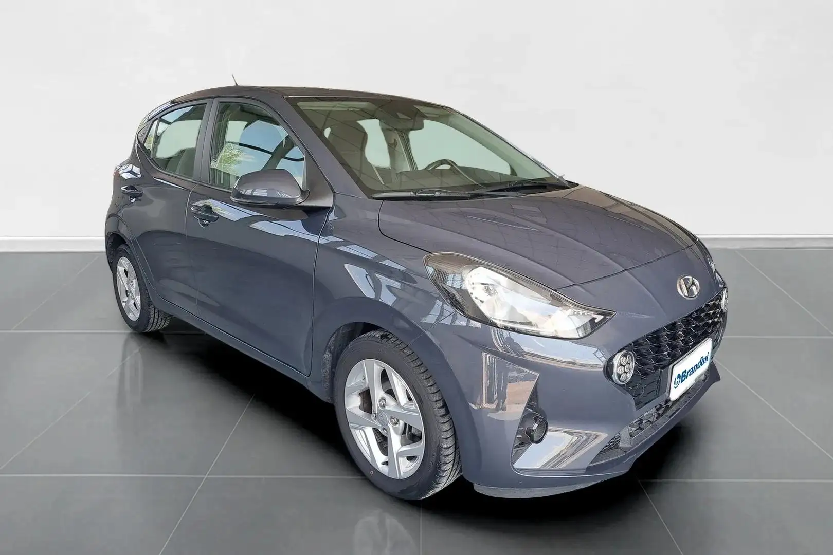 Hyundai i10 1.0 MPI Tech Connect Pack Grigio - 2