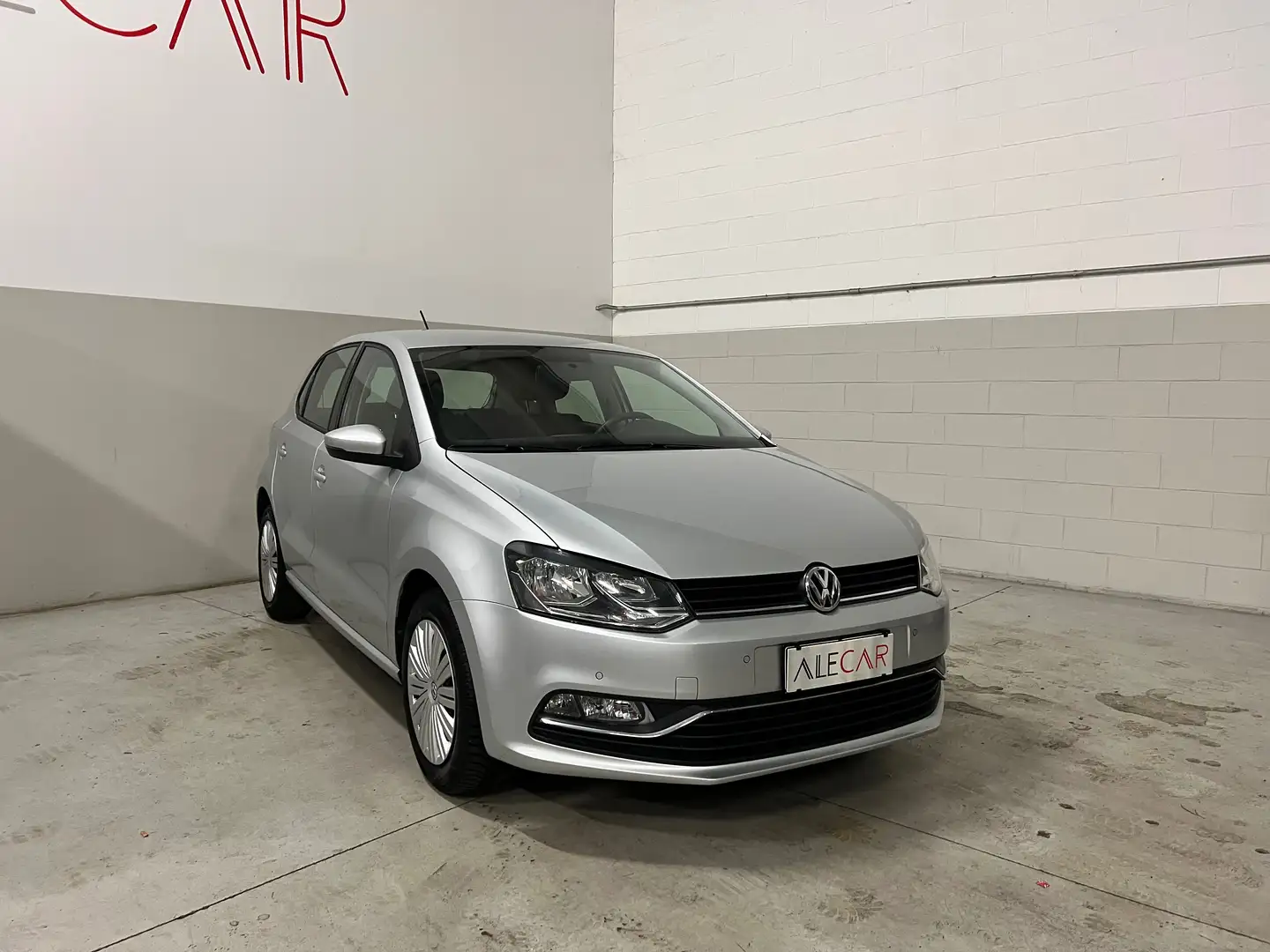 Volkswagen Polo Polo V 2014 5p 1.0 mpi Comfortline 75cv Silber - 2
