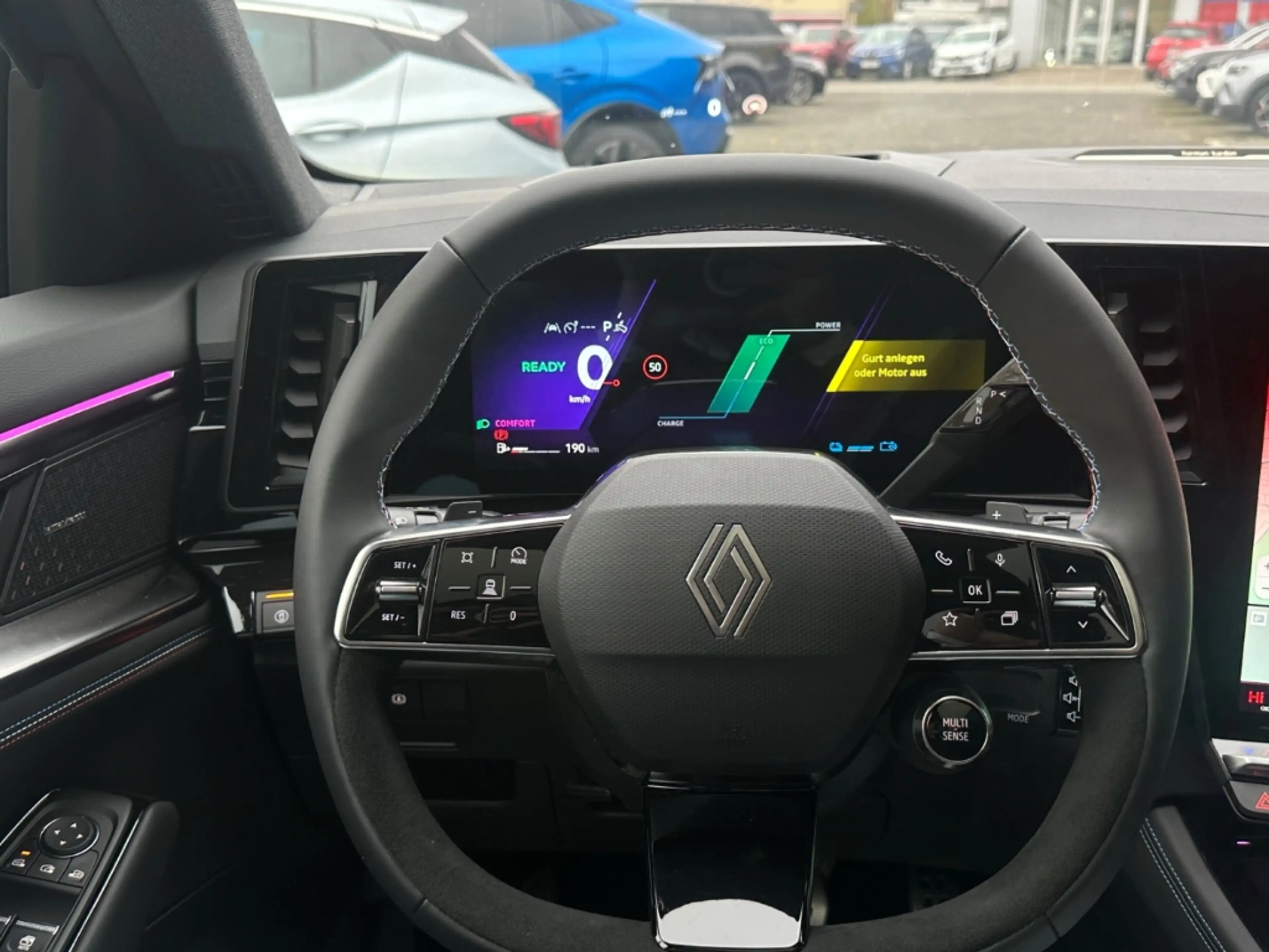 Renault Rafale Esprit Alpine E-Tech Hybrid 200 Panorama HUD — photo 9