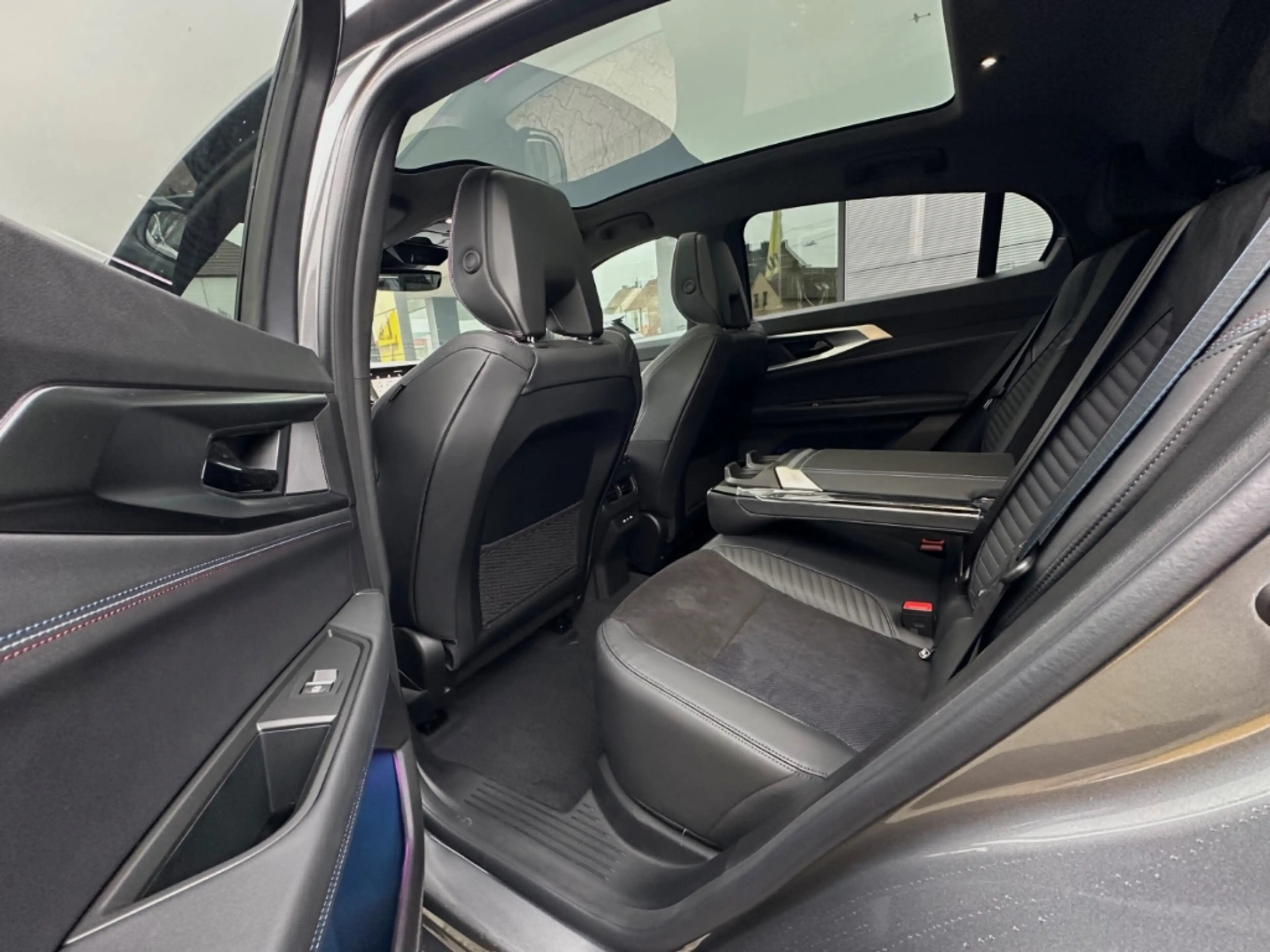 Renault Rafale Esprit Alpine E-Tech Hybrid 200 Panorama HUD — photo 6
