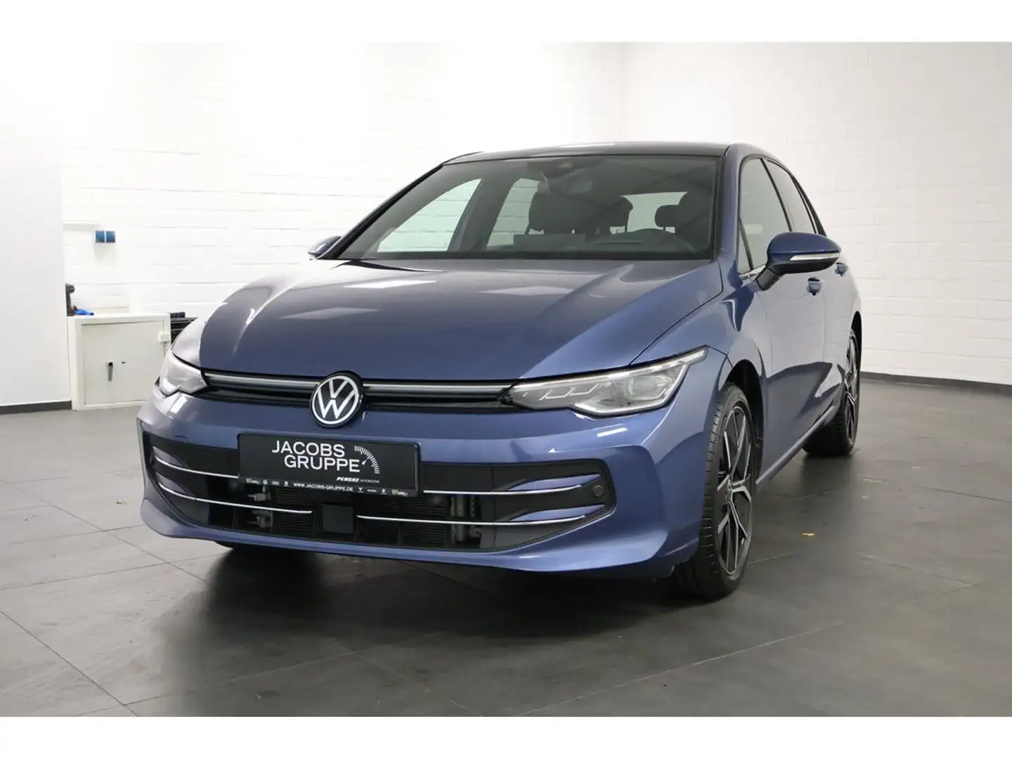 Volkswagen Golf VIII 1.5 TSI Navi,Matrix,RFK,HUD Edition 50 Blau - 2