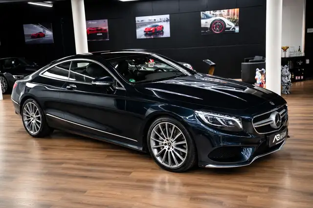Mercedes-Benz S-Class view 6