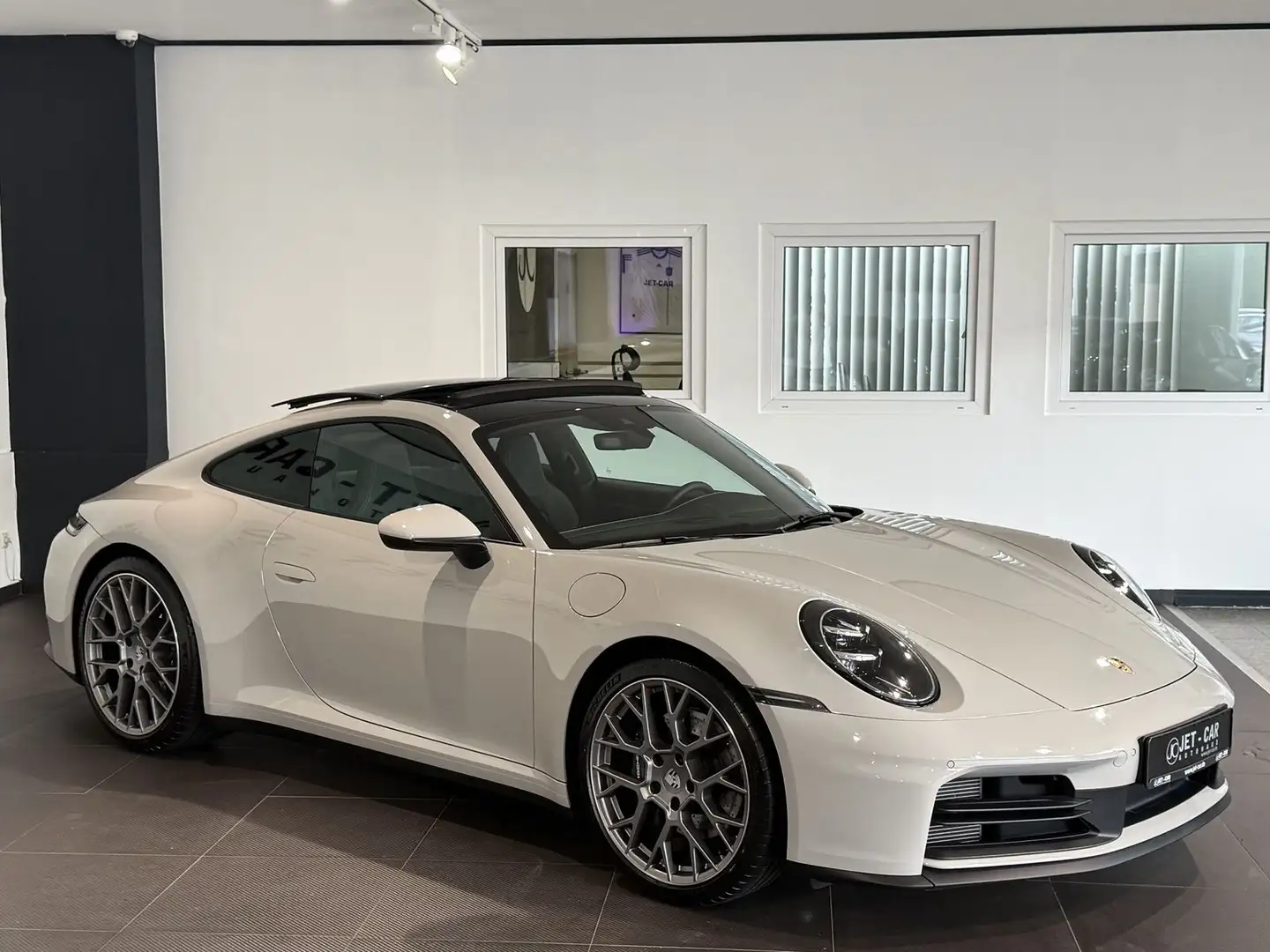 Porsche 911 er Reihe (alle) 992 Carrera *SD-Chrono-Matrix Grau - 2