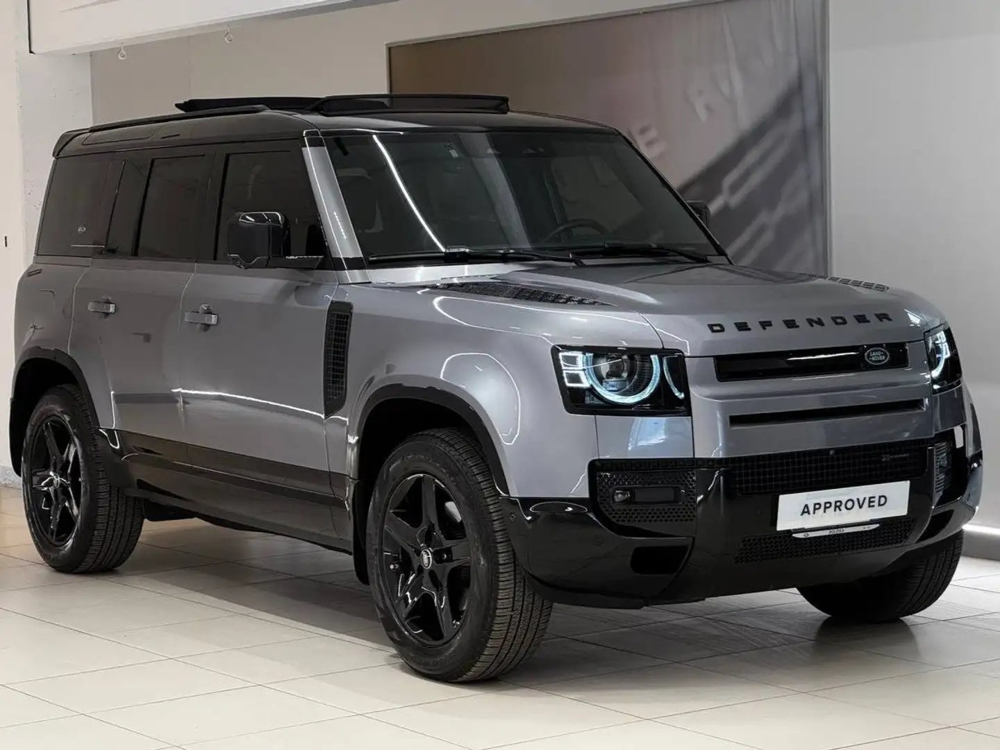Land Rover Defender (2019) LAND ROVER 110 3.0D I6 250 CV AWD Auto X-D - 1