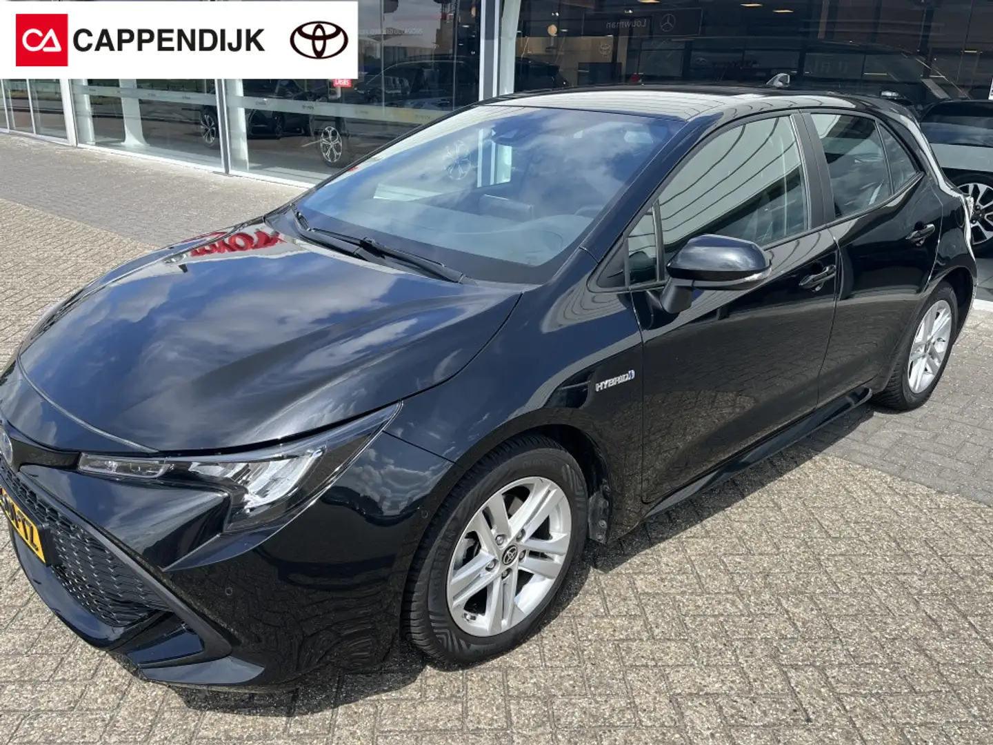 Toyota Corolla | NET BINNEN | 1.8 Hybrid Active | Navigatie | Cam Zwart - 1