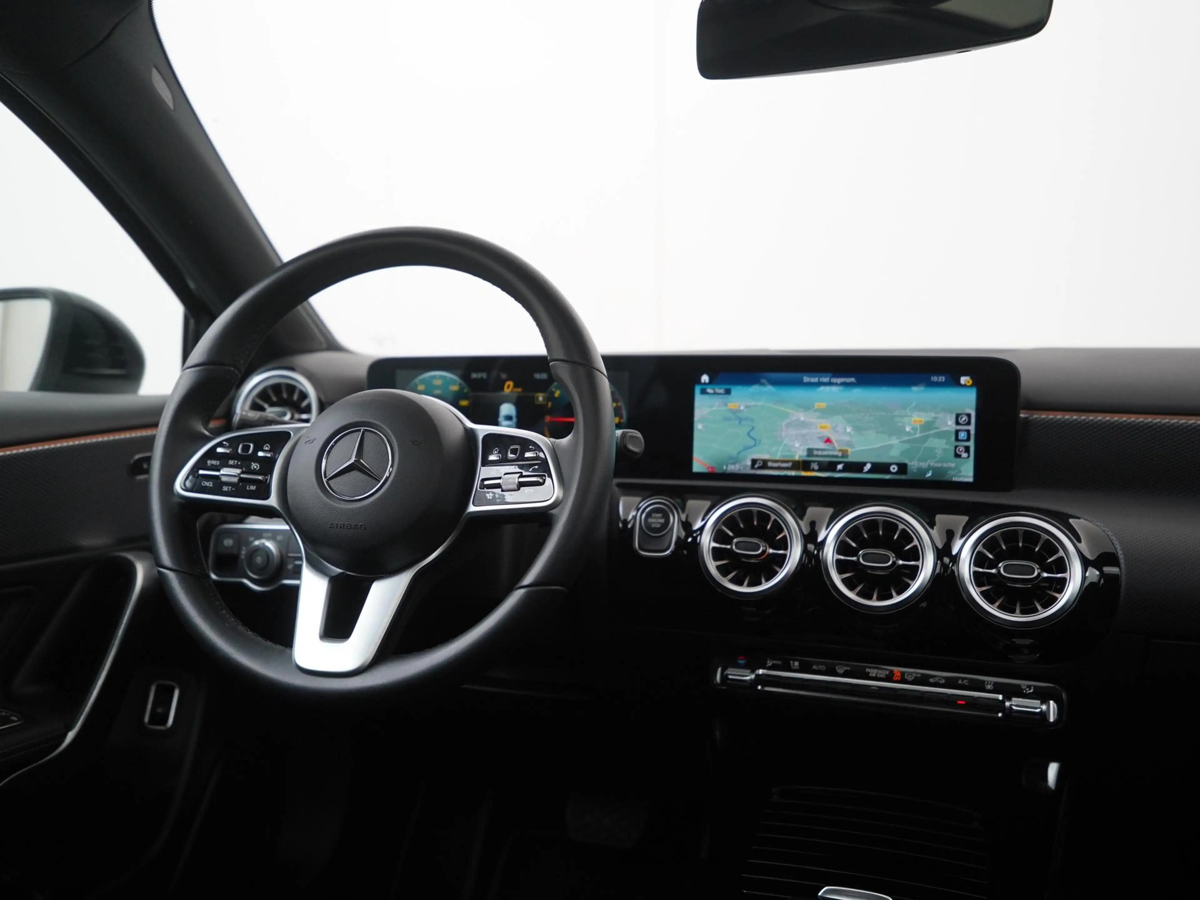 Mercedes-Benz A 250 250e Business Line | Panoramadak | Widescreen | Ca — photo 6