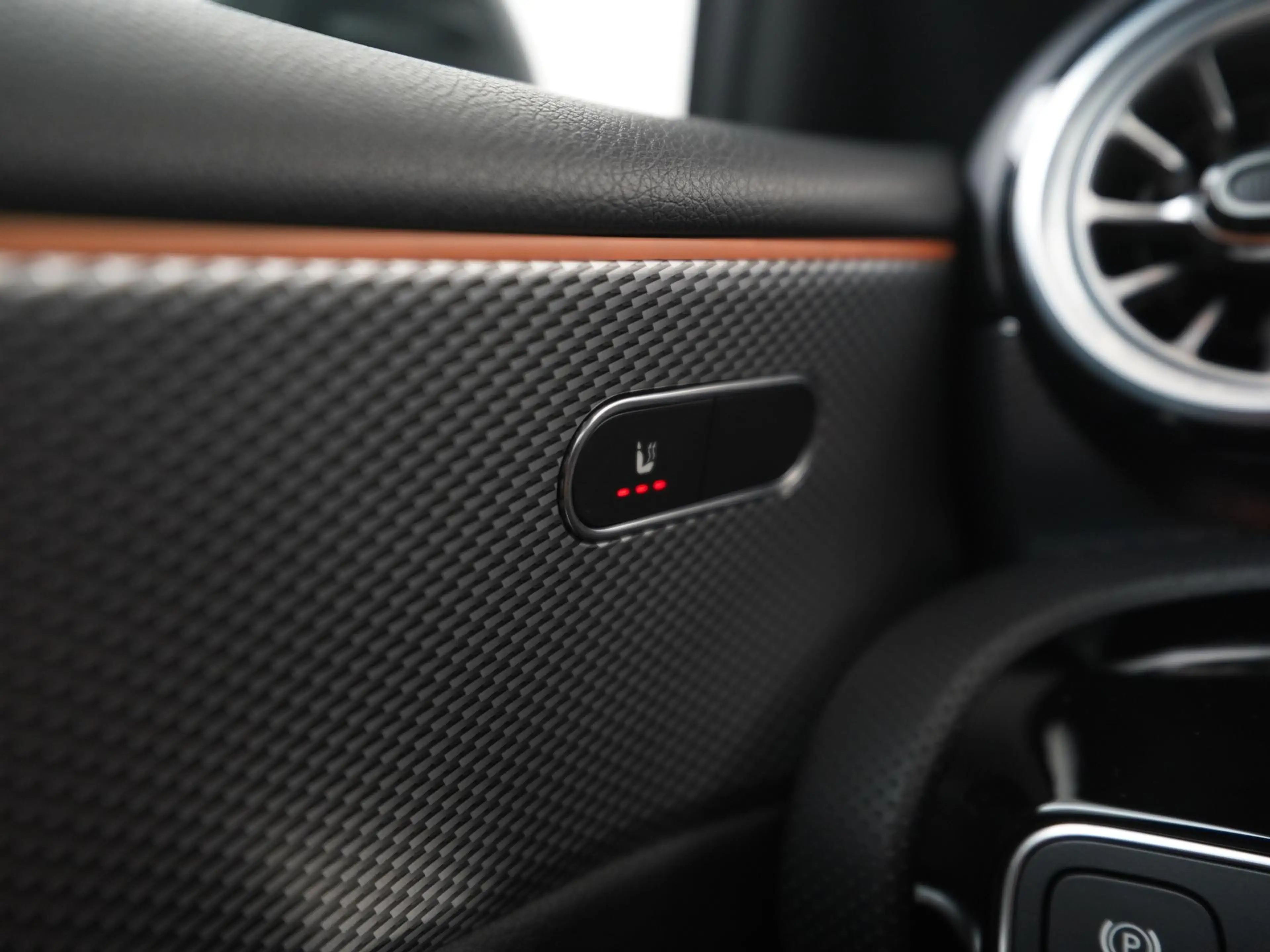 Mercedes-Benz A 250 250e Business Line | Panoramadak | Widescreen | Ca — photo 25