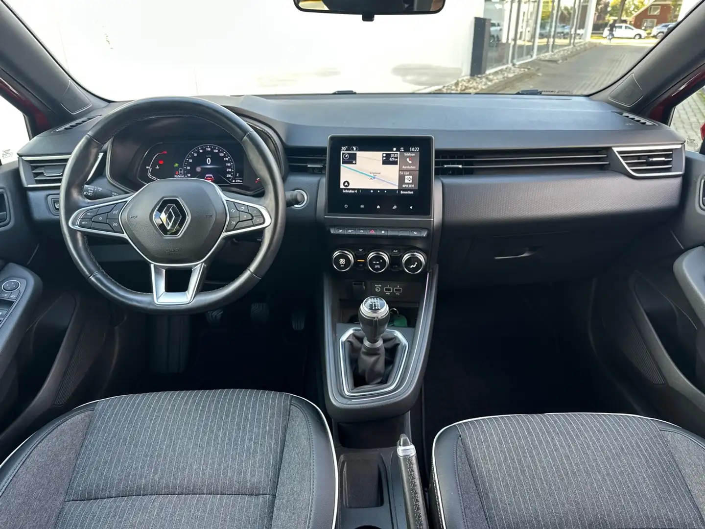 Renault Clio 1.0 TCe Intens NAVI / PDC / WEINIG KM'S / LUXE UIT Rood - 2