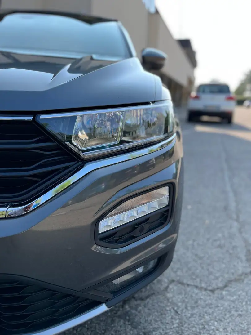 Volkswagen T-Roc 2.0 TDI 115 CV - 2