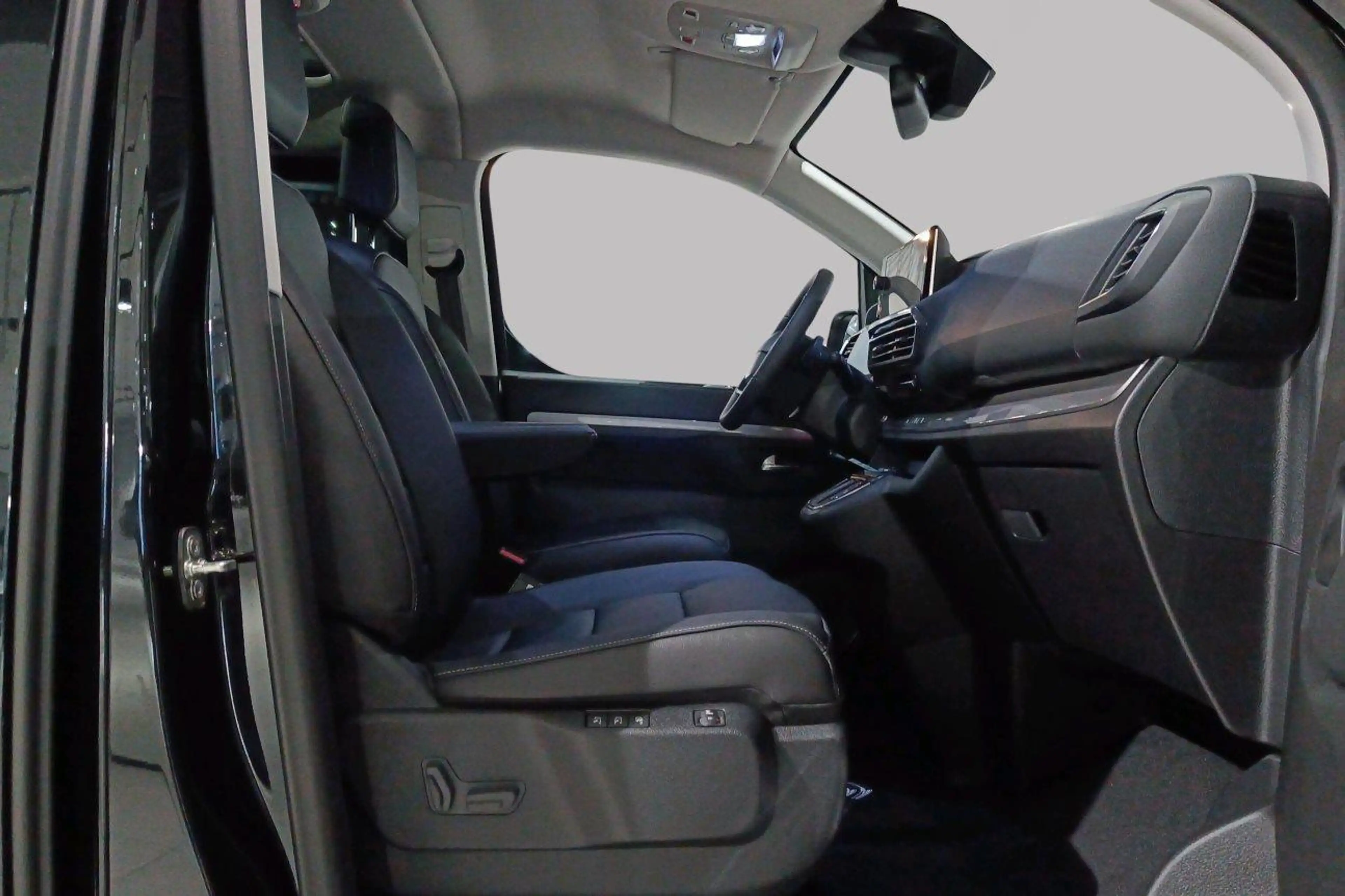 Citroen Spacetourer MAAT XL 2.0 BlueHDi 180 S&S EA — photo 8