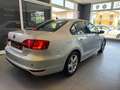 Volkswagen Jetta 1.6 tdi dpf - thumbnail 4