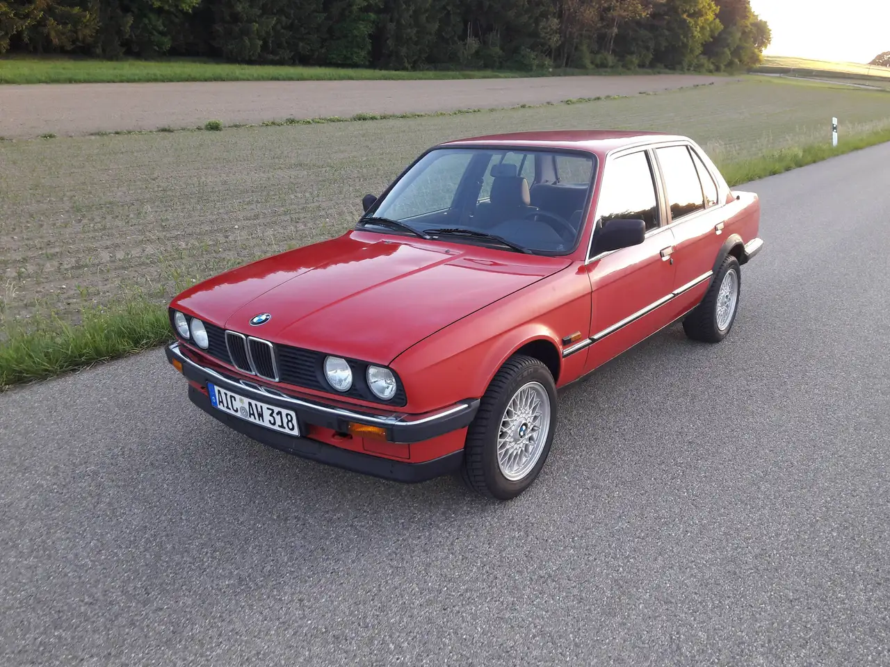 BMW 318 i Limousine E30 VFL Euro2 M10 15"Kreuzspeiche, foto 1