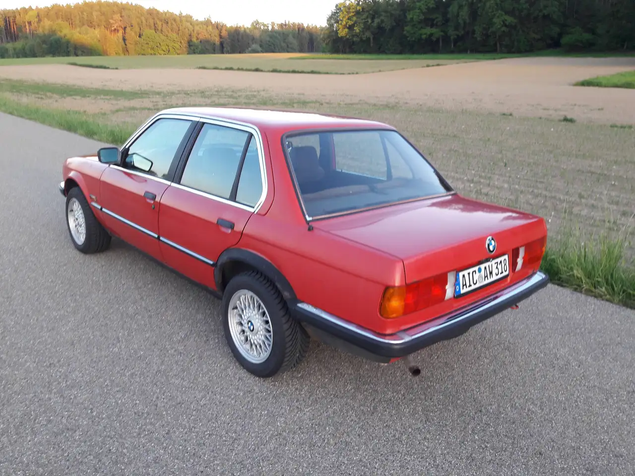 BMW 318 i Limousine E30 VFL Euro2 M10 15"Kreuzspeiche, foto 2