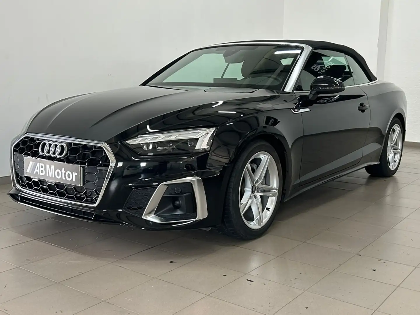 Audi A5 Cabrio 40 TDI S line quattro S tronic Negro - 1