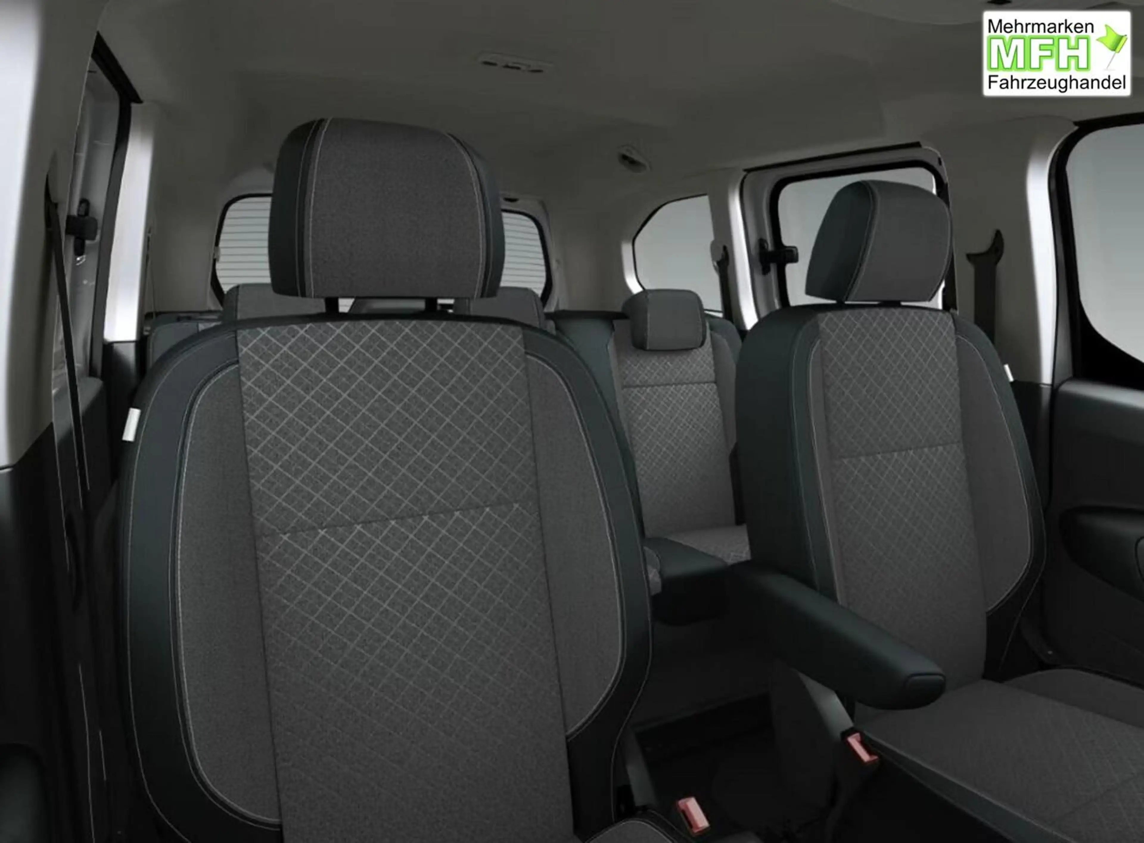 Opel Combo AT8 XL Matrix PDC 10"Touch Klima 96 kW (131 PS)... — photo 7
