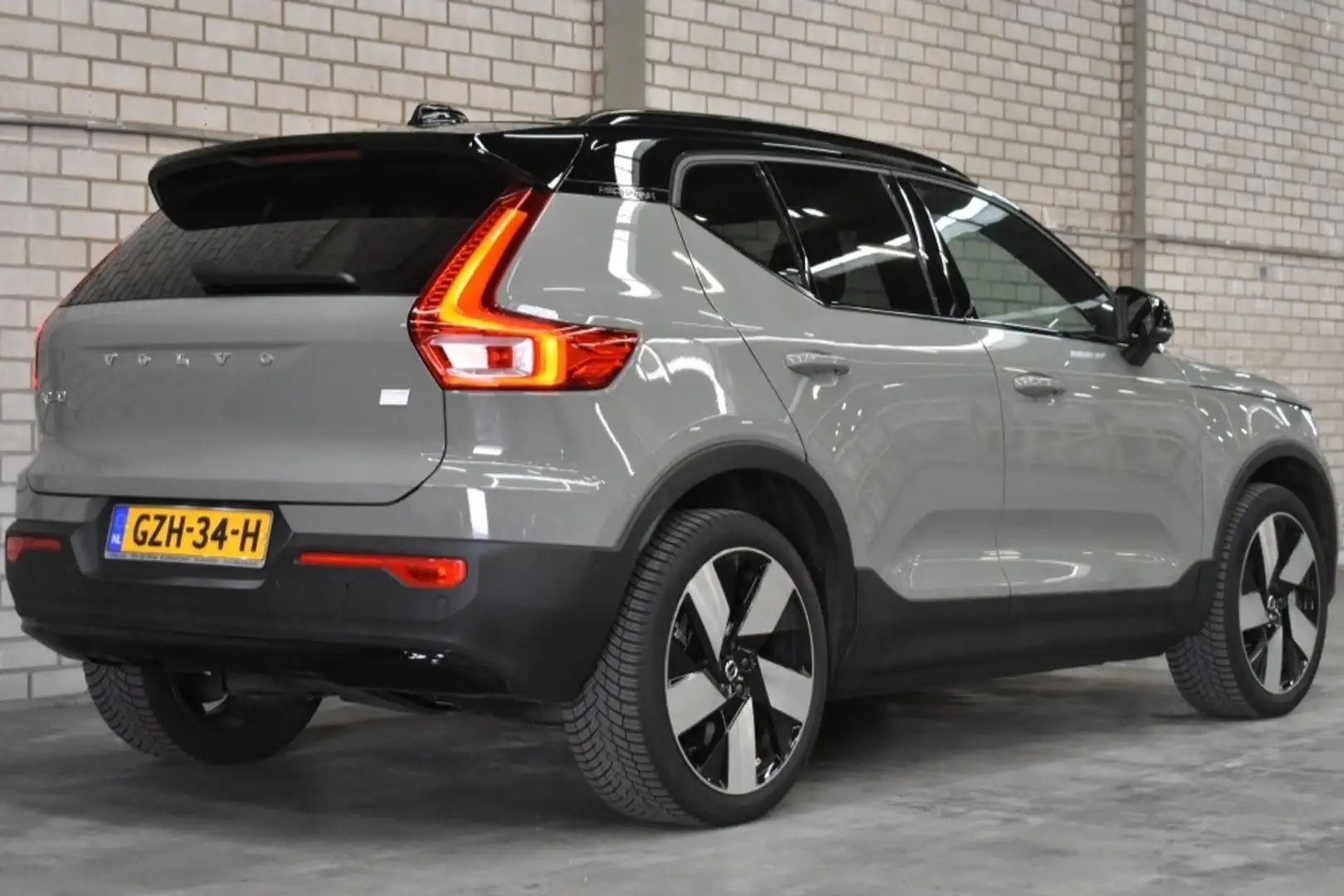 Volvo EX40 Ultimate Extended Range 252pk/82kWh | 20'' | Getin Groen - 2