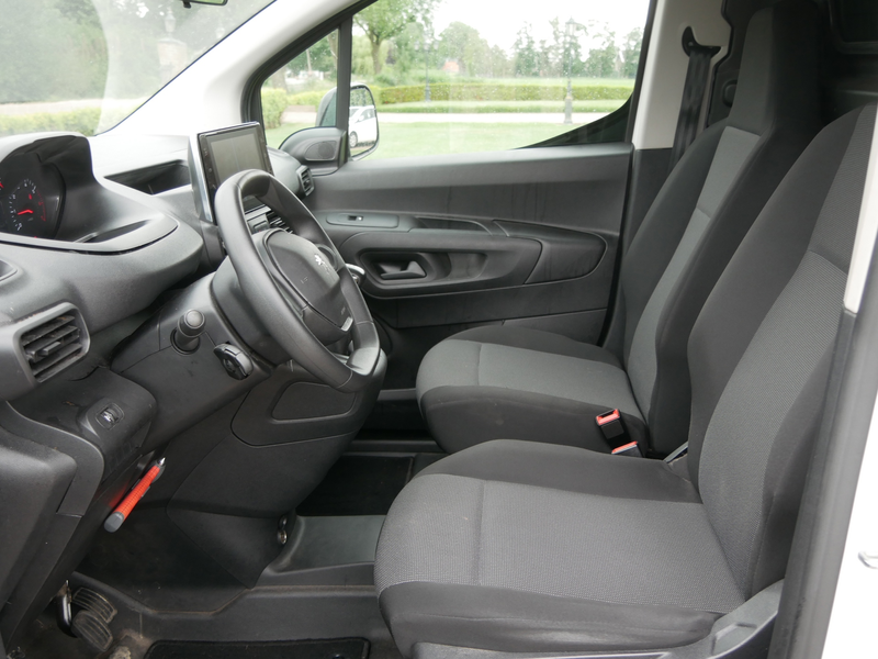 Peugeot Partner 1.5 BlueHDI Premium 73kW 2022!! AC ** 6999 EX BTW — photo 12