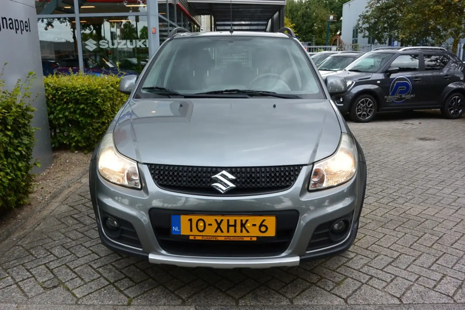 Suzuki SX4 1.6 Exclusive AUTOMAAT 5-deurs - Trekhaak Grau - 2