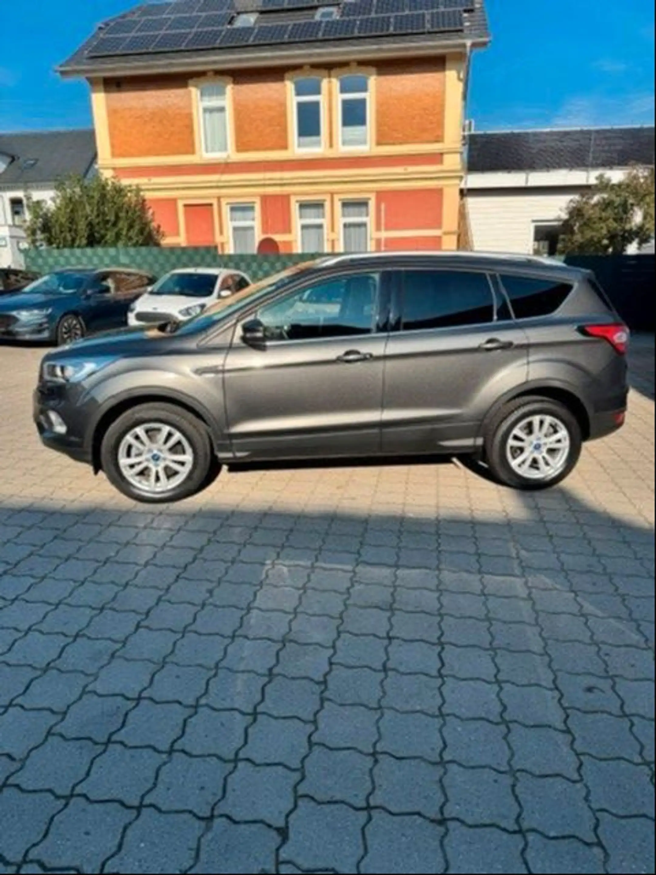Ford Kuga Cool & Connect — photo 3