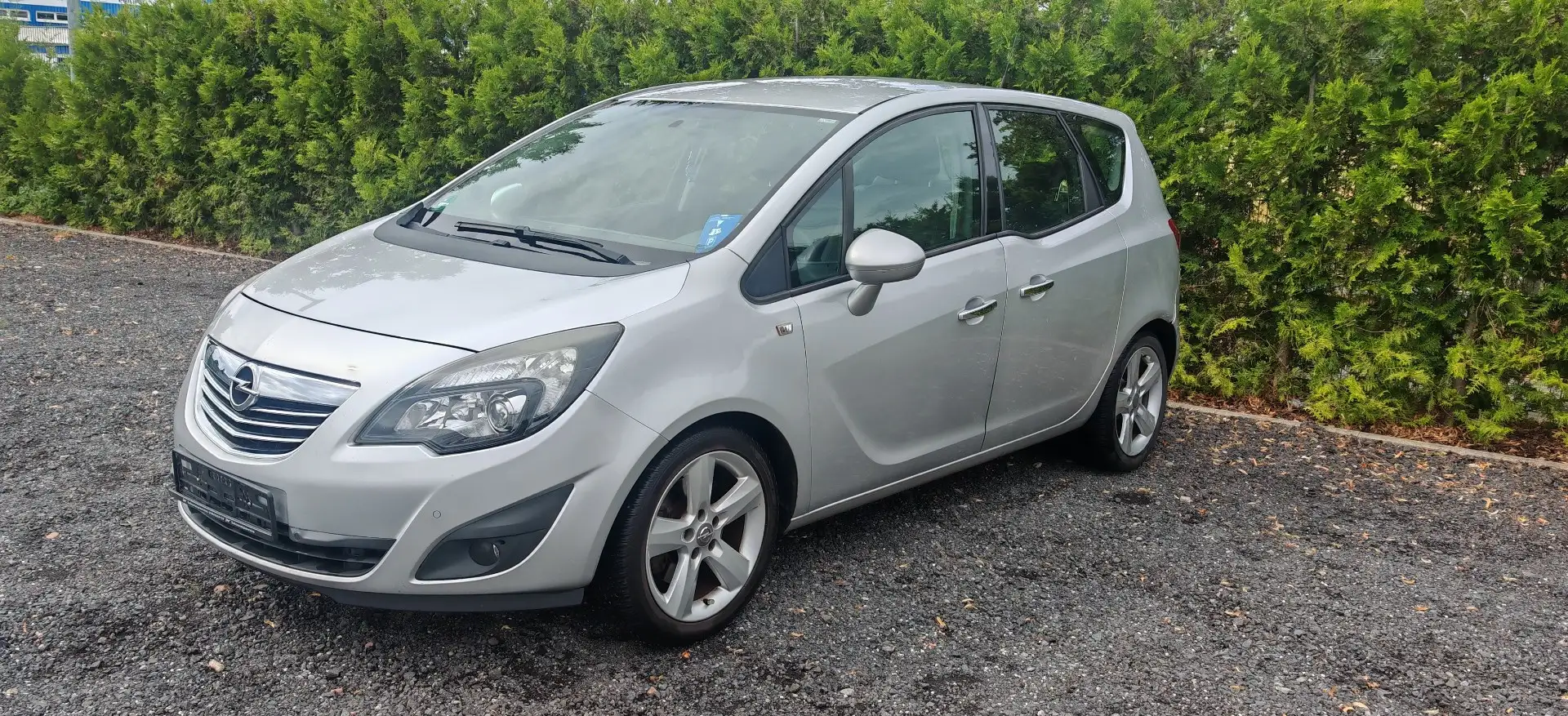 Opel Meriva 1.7 CDTI Automatik Innovation Silber - 1