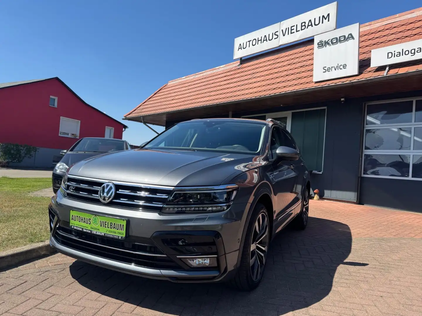 Volkswagen Tiguan R-Line Highline 4Motion 2,0TDI 176kw Gris - 1