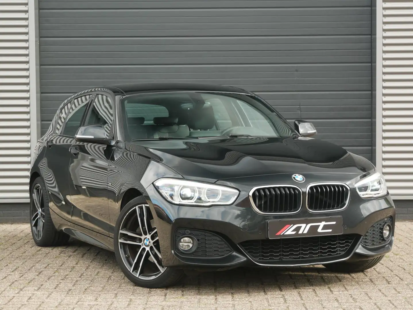 BMW 120 1-serie 120i M Sport Shadow High Executive Noir - 1