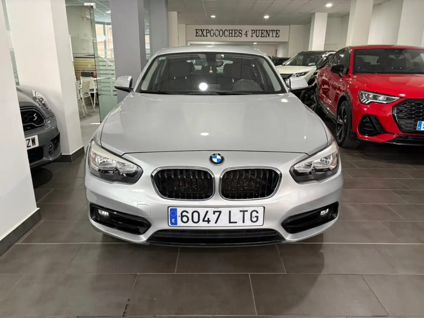 BMW 116 116d EfficientDynamics Gris - 2