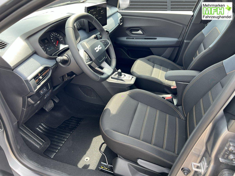 Dacia Sandero Stepway Expression SHZ+RFK+LED ECO-G 120 auto 9... — photo 3
