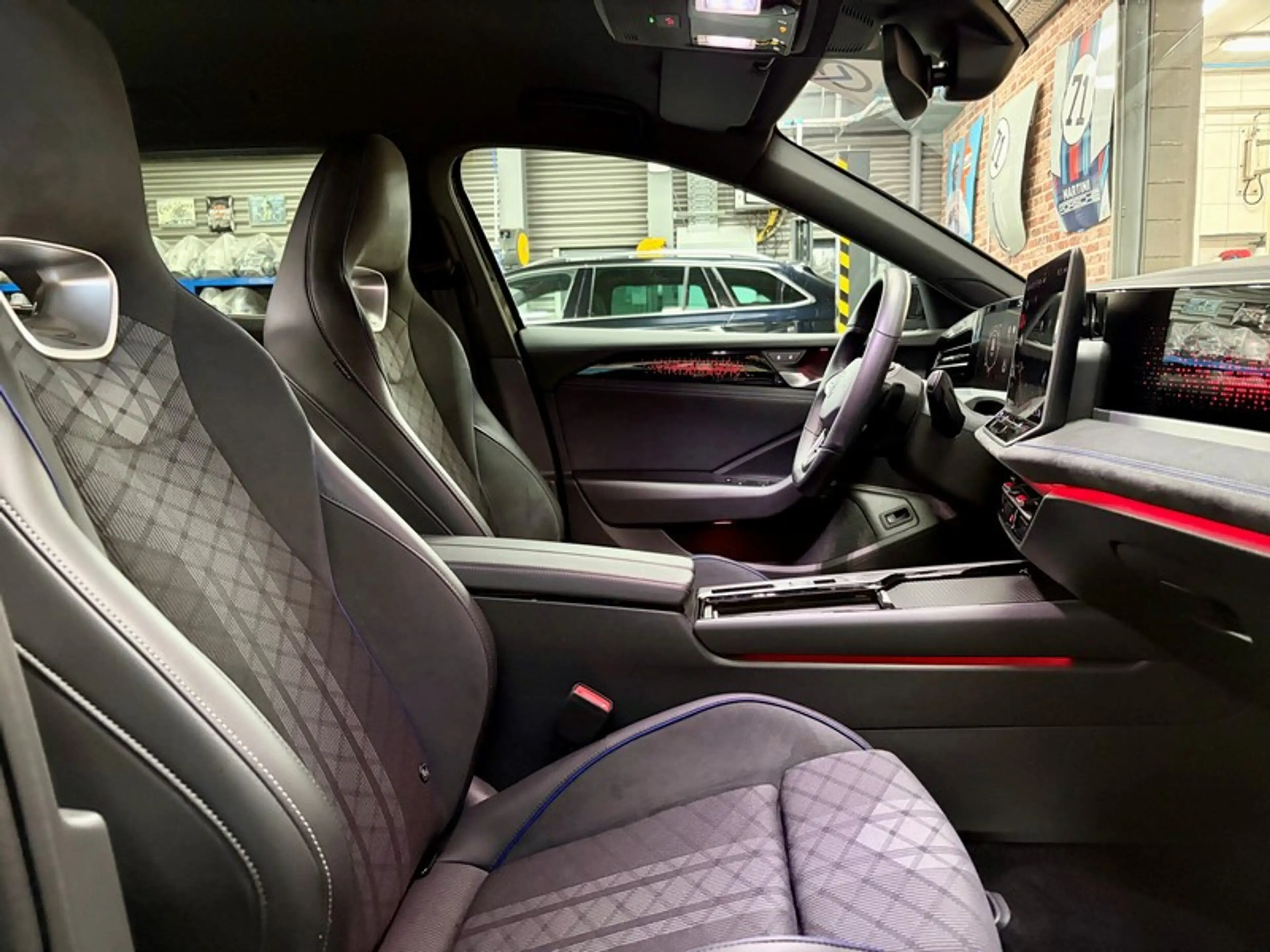 Volkswagen Passat Variant Passat Variant 2.0 TDi 150cv Auto R-LINE — photo 8