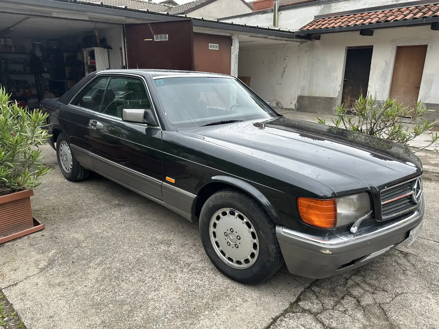 Mercedes-Benz 560 SEC - 2