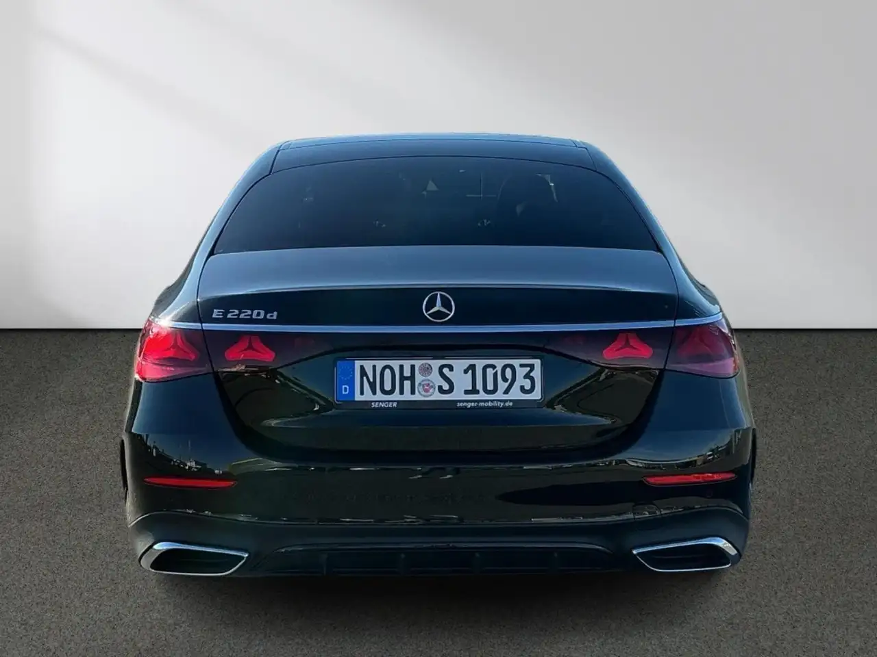 Mercedes-Benz E 220 d AMG Edition Night Panorama Burmester AHK 6