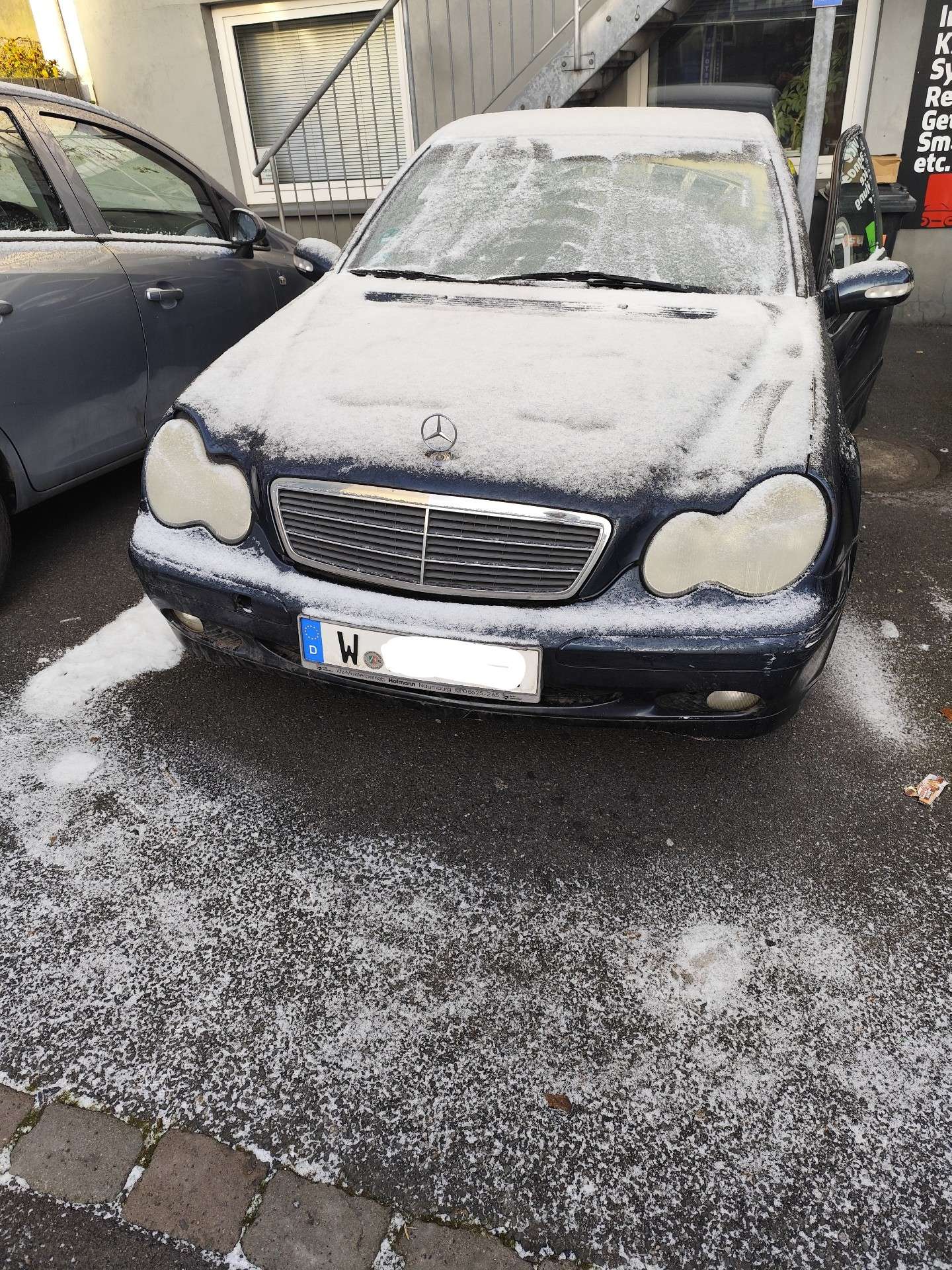 Second hand Mercedes Benz C-Class 180