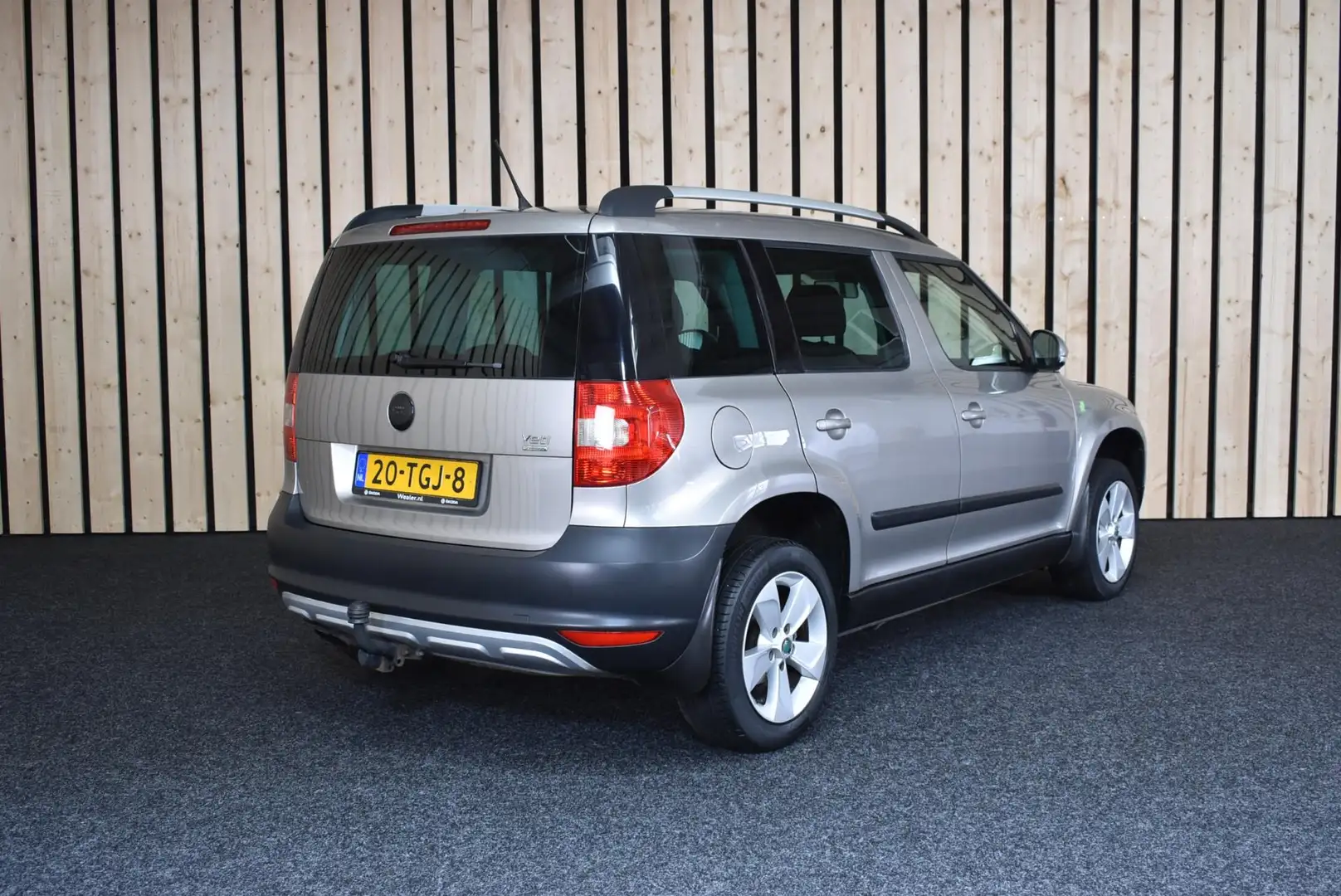 Skoda Yeti 1.6 TDI Greenline Comfort Trekhaak Airco Cruise 10 Beige - 2