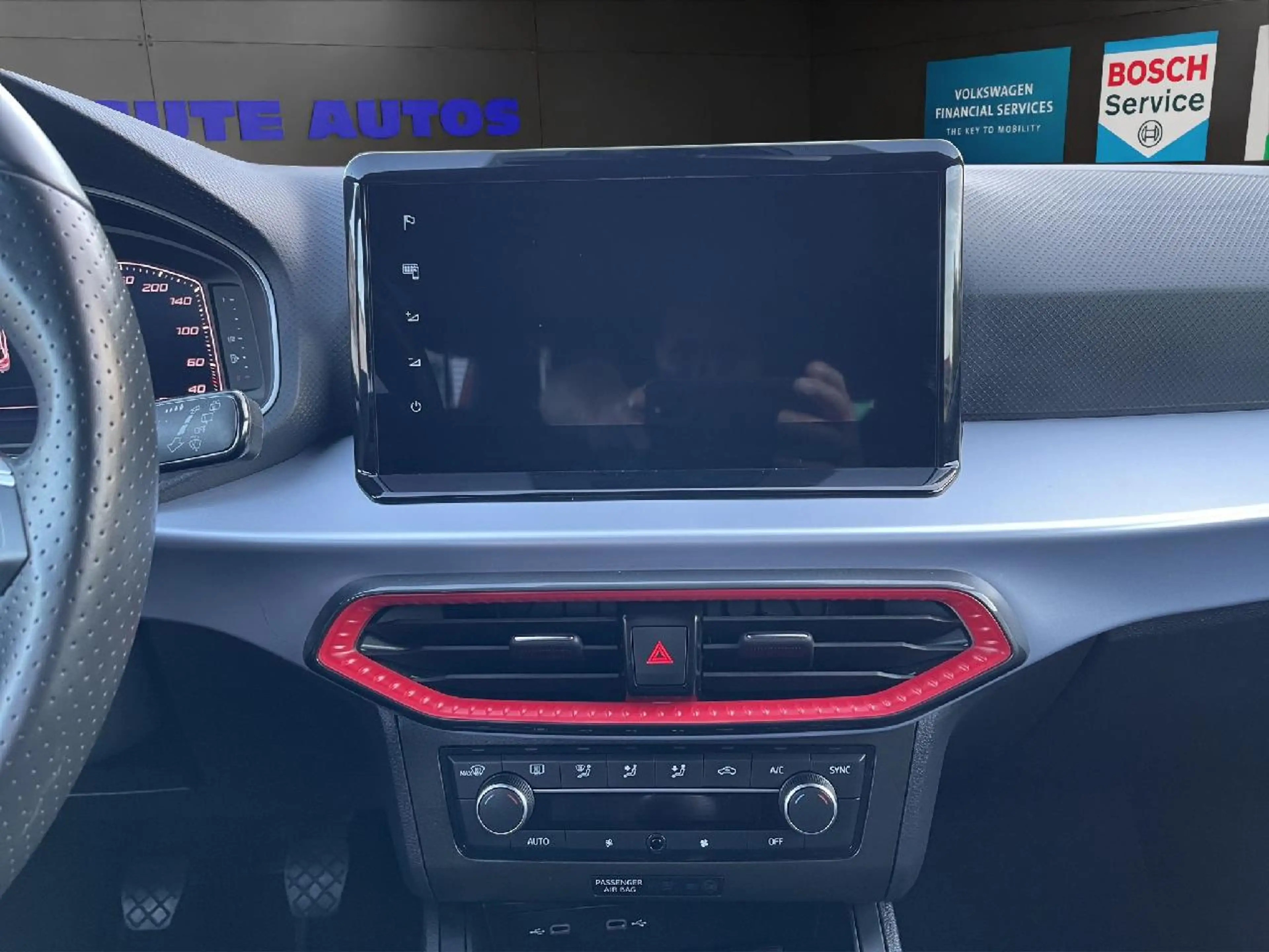 SEAT Ibiza FR*PRO*KlimaComfort*LM*PDC*NAVI* — photo 11